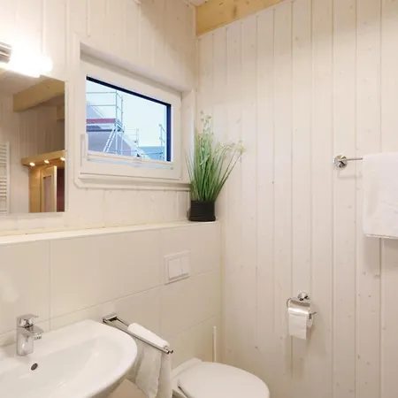 2 Bedroom Lovely In Ostseeresort Hébergement de vacances